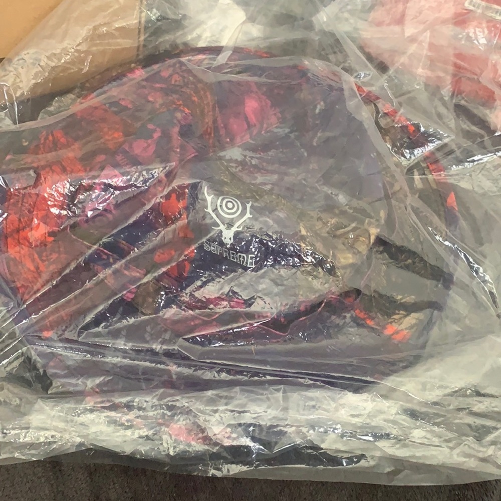 Supreme x SOUTH2 WEST8